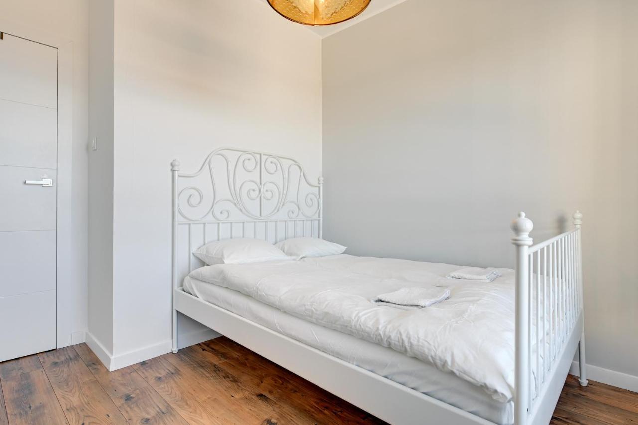 Platinium Zajezdnia Wrzeszcz Apartment Гданск Екстериор снимка